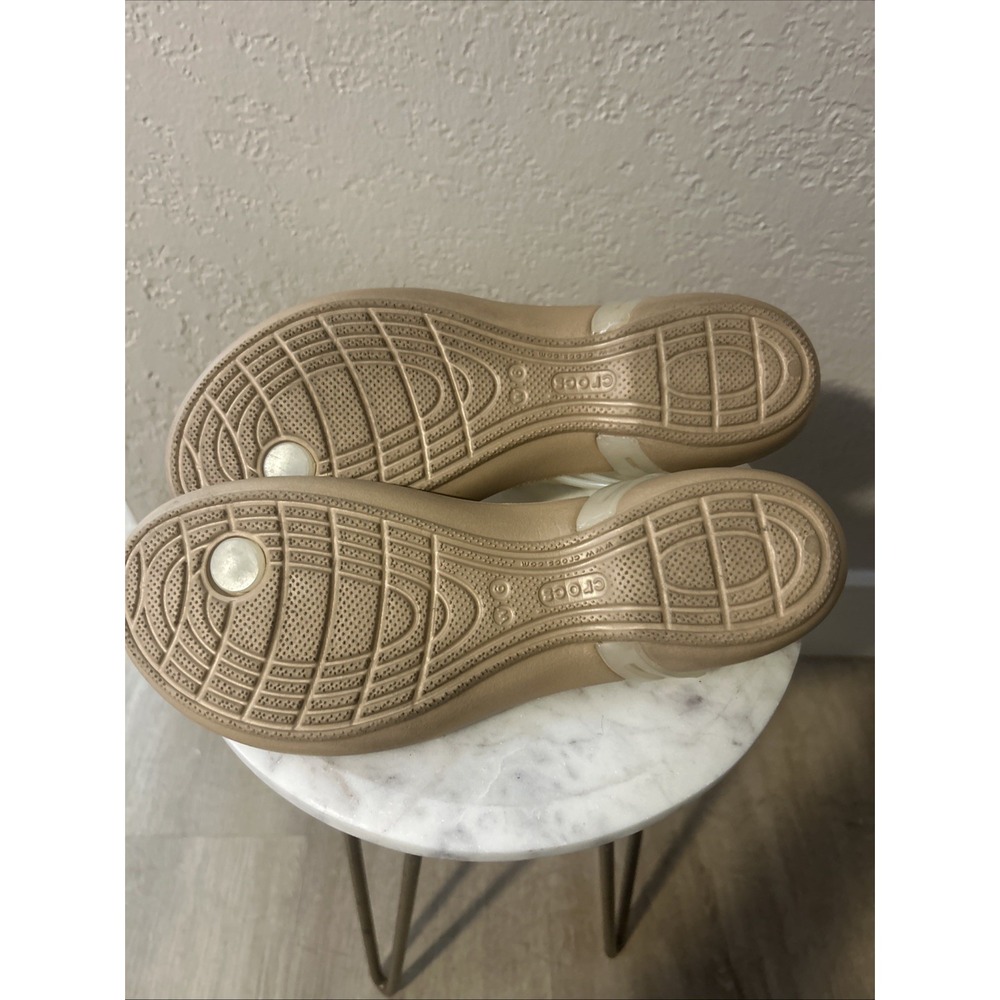 Crocs Isabella T-Strap Sandals In A Tan and Oyster Women's Size 6 - Picture 5 of 6